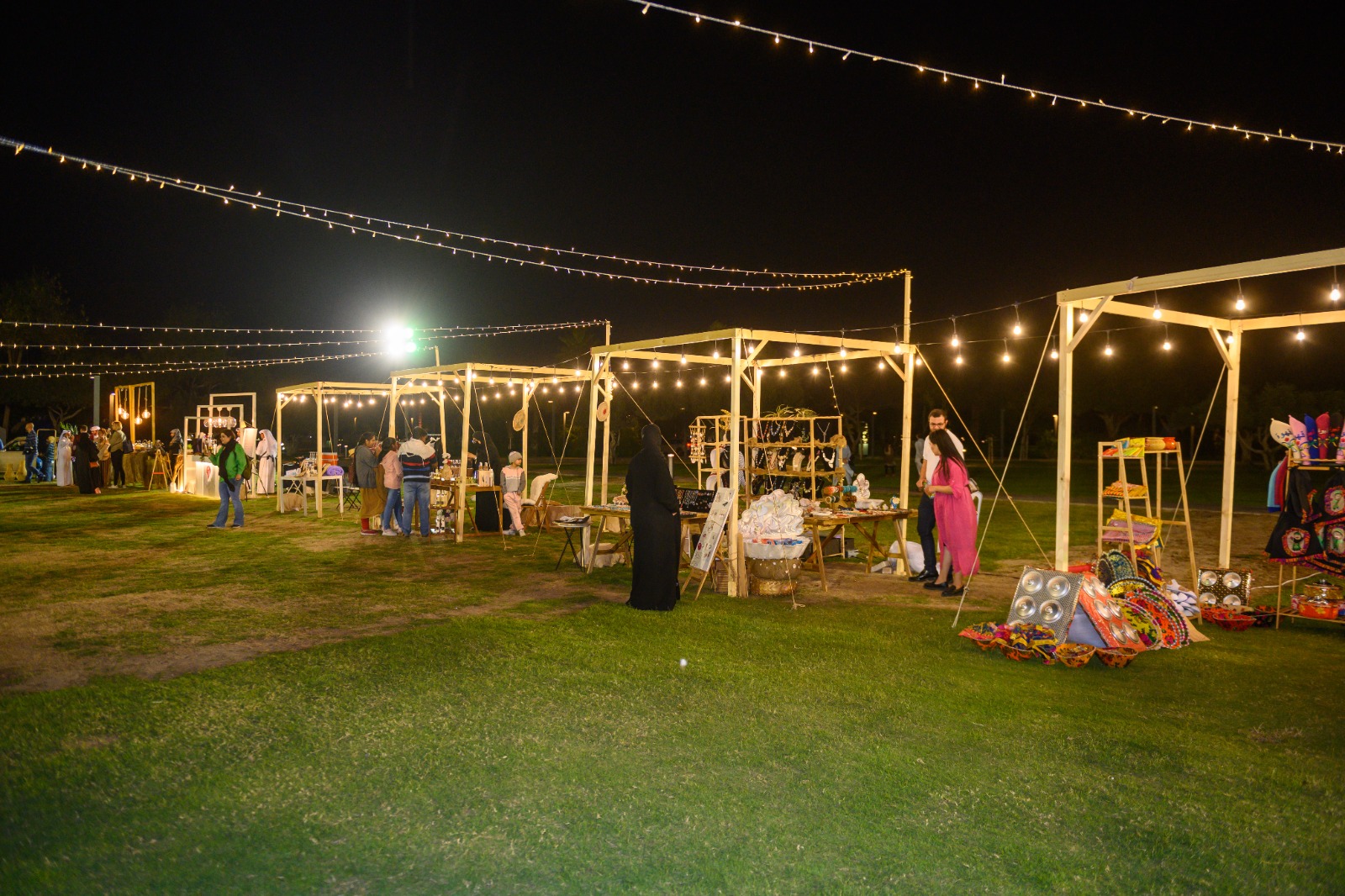 بالتعاون مع المتحف العربي للفن الحديث، وزارة التنمية الاجتماعية والأسرة تُنظم "البازار الشتوي" لدعم المشاريع الانتاجية "من الوطن"