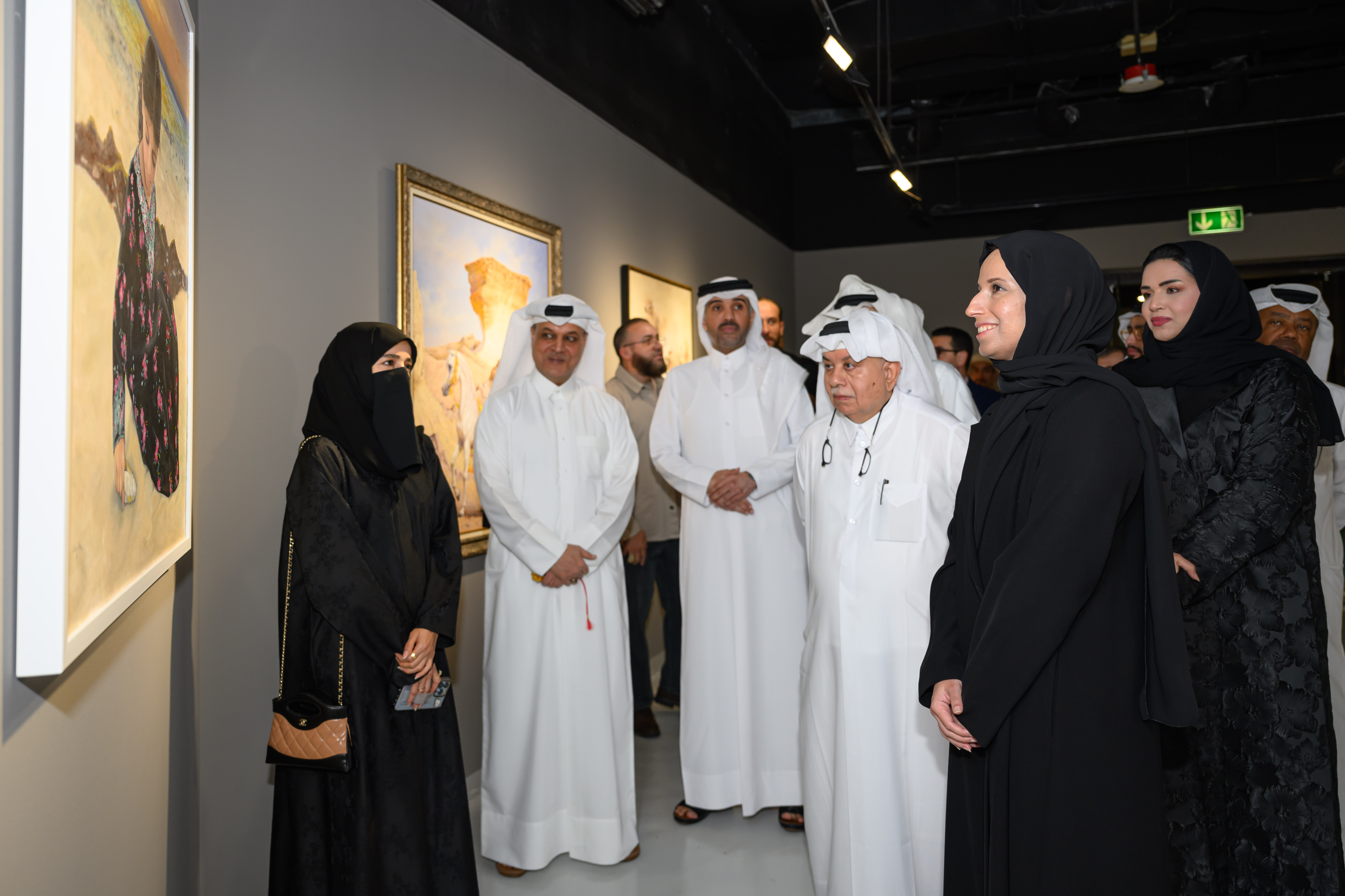 سعادة وزير التنمية الاجتماعية والأسرة تفتتح النسخة السابعة من معرض "النخبة" للفنون التشكيلية 2025