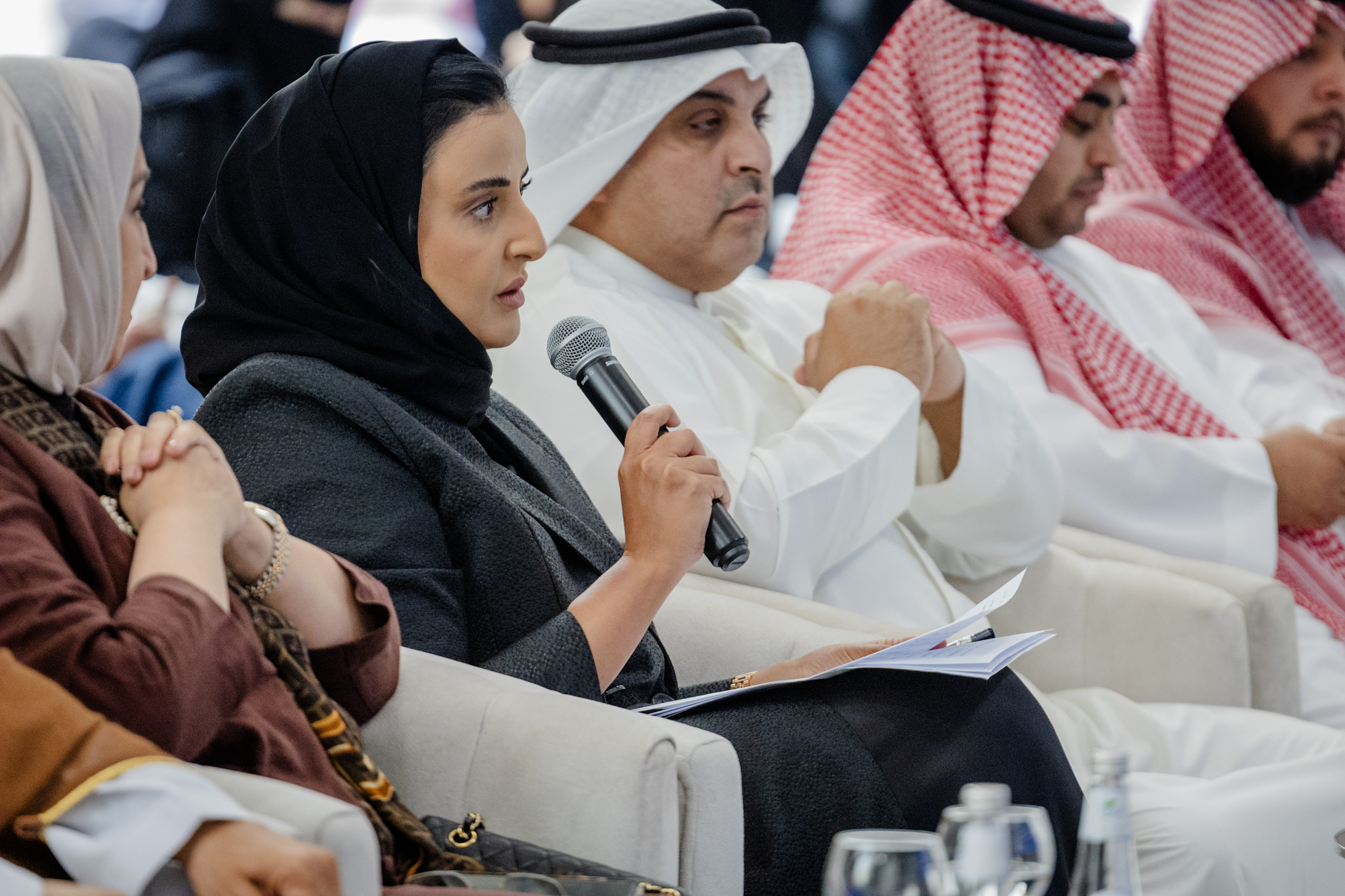 وزارة التنمية الاجتماعية والأسرة تشارك في جلسة خليجية لمناقشة قضايا المرأة في قطاع التقنية في الرياض