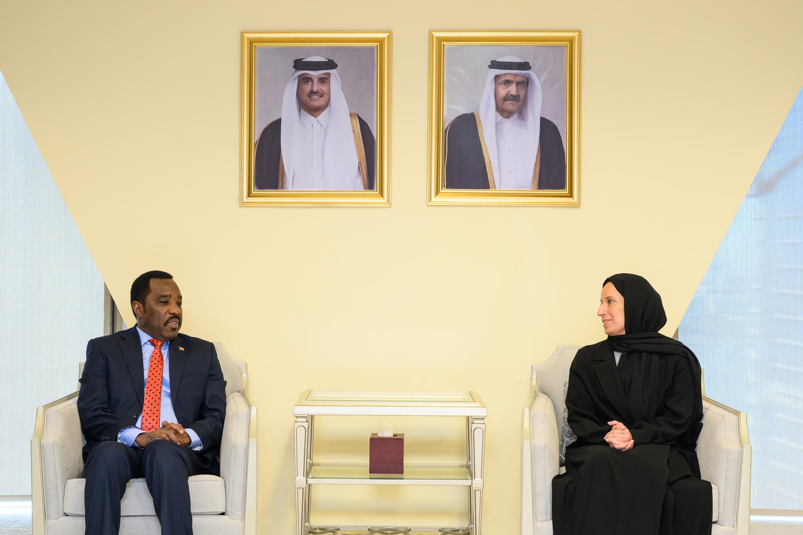 Qatar, Sudan Ministers Discuss Boosting Social Development, Family Ties